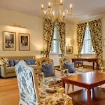 Отель Urlaubsresidenz Marstall Und Kanzlei Im Schlossensemble 4*