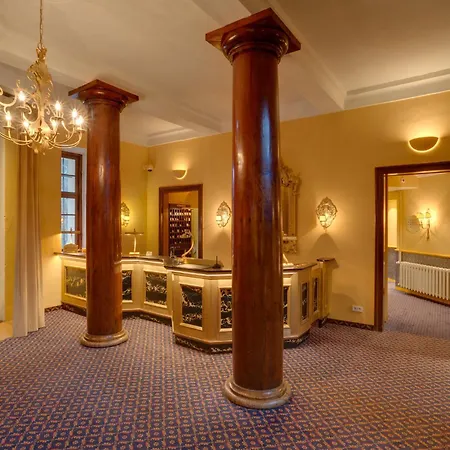 Urlaubsresidenz Marstall Und Kanzlei Im Schlossensemble Hotel 4*