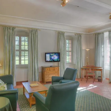 Urlaubsresidenz Marstall Und Kanzlei Im Schlossensemble 4*