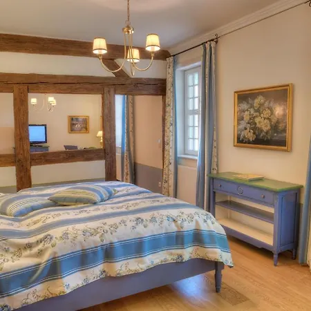 Urlaubsresidenz Marstall Und Kanzlei Im Schlossensemble