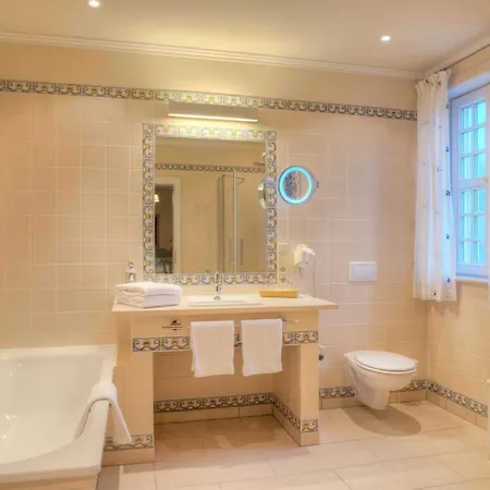 Hotel Urlaubsresidenz Marstall Und Kanzlei Im Schlossensemble 4*