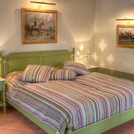 호텔 Urlaubsresidenz Marstall Und Kanzlei Im Schlossensemble 뤼베나우