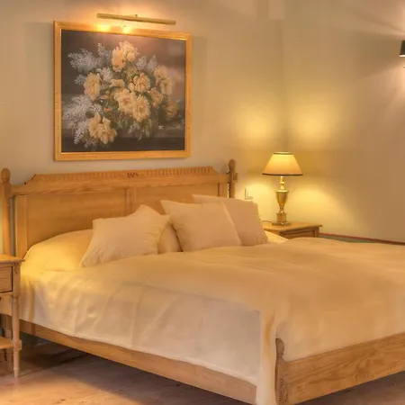 Urlaubsresidenz Marstall Und Kanzlei Im Schlossensemble 4*