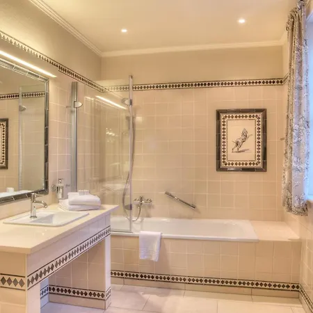 Urlaubsresidenz Marstall Und Kanzlei Im Schlossensemble 4*