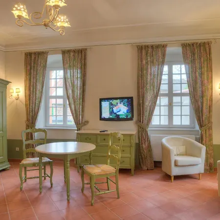 Urlaubsresidenz Marstall Und Kanzlei Im Schlossensemble מלון 4*