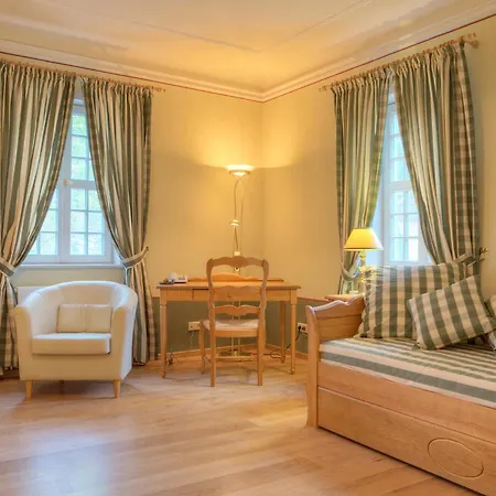 מלון Urlaubsresidenz Marstall Und Kanzlei Im Schlossensemble 4*