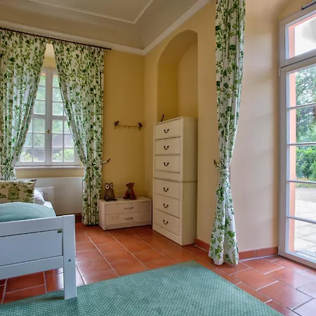 Urlaubsresidenz Marstall Und Kanzlei Im Schlossensemble 뤼베나우