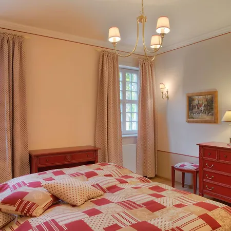 호텔 Urlaubsresidenz Marstall Und Kanzlei Im Schlossensemble 뤼베나우