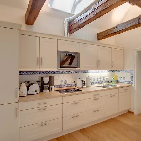 Hotel Urlaubsresidenz Marstall Und Kanzlei Im Schlossensemble