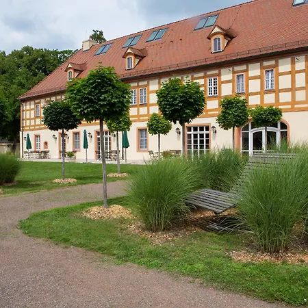 Hotel Urlaubsresidenz Marstall Und Kanzlei Im Schlossensemble