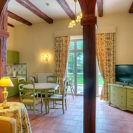 Urlaubsresidenz Marstall Und Kanzlei Im Schlossensemble 4* Luebbenau