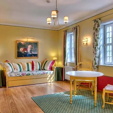 Urlaubsresidenz Marstall Und Kanzlei Im Schlossensemble Hotel 4*