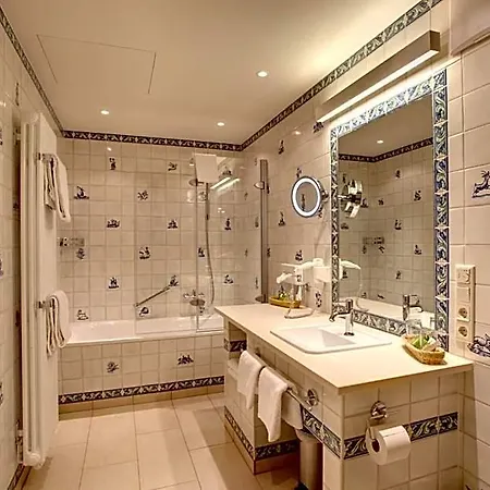 Hotel Urlaubsresidenz Marstall Und Kanzlei Im Schlossensemble