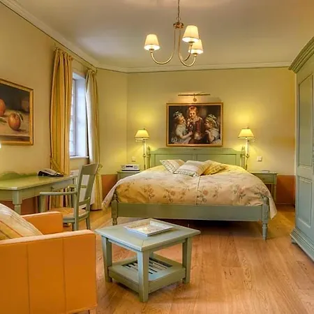 Urlaubsresidenz Marstall Und Kanzlei Im Schlossensemble Luebbenau