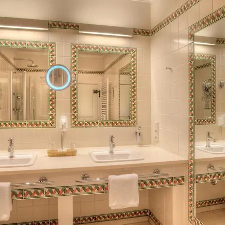 Urlaubsresidenz Marstall Und Kanzlei Im Schlossensemble Hotel 4*