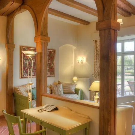 Hotel Urlaubsresidenz Marstall Und Kanzlei Im Schlossensemble 4*