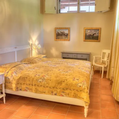 Hotel Urlaubsresidenz Marstall Und Kanzlei Im Schlossensemble