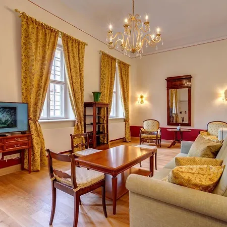 Urlaubsresidenz Marstall Und Kanzlei Im Schlossensemble Hotel