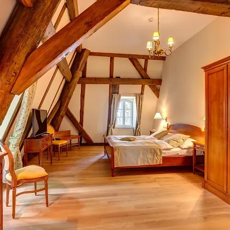 Urlaubsresidenz Marstall Und Kanzlei Im Schlossensemble 4*