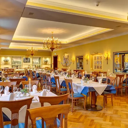 Hotel Urlaubsresidenz Marstall Und Kanzlei Im Schlossensemble 4*