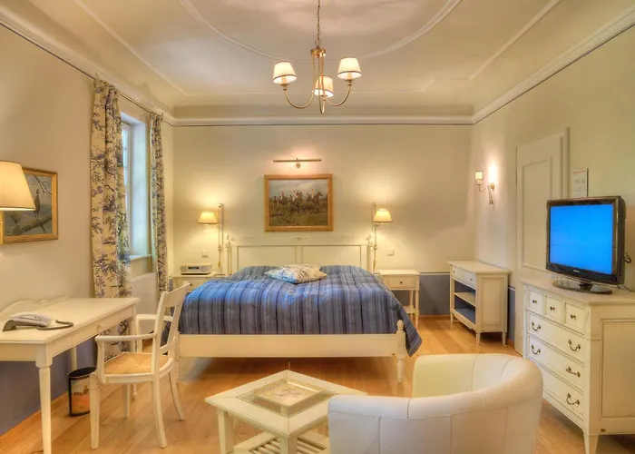 Urlaubsresidenz Marstall Und Kanzlei Im Schlossensemble Hotel 4*