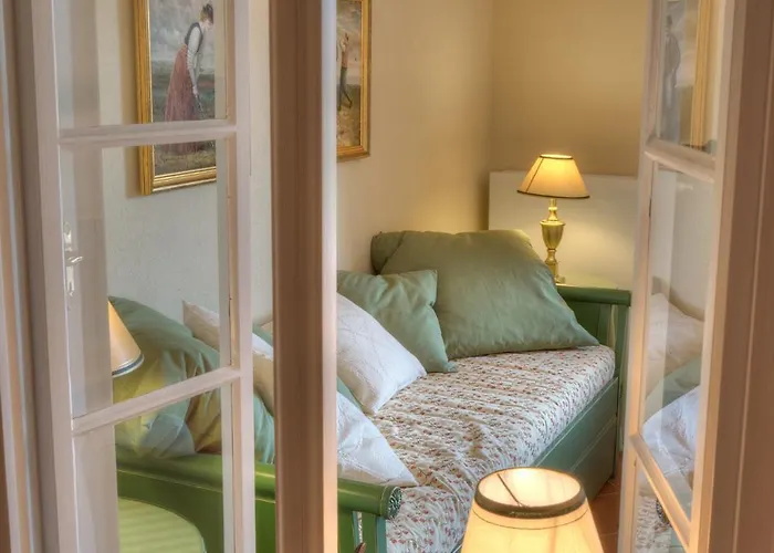 Urlaubsresidenz Marstall Und Kanzlei Im Schlossensemble Hotel 4*