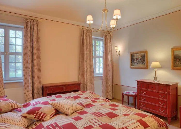 Hotel Urlaubsresidenz Marstall Und Kanzlei Im Schlossensemble Lübbenau