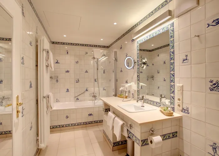 Hotel Urlaubsresidenz Marstall Und Kanzlei Im Schlossensemble Lübbenau