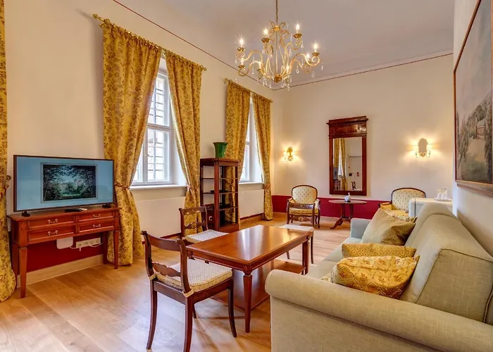 Urlaubsresidenz Marstall Und Kanzlei Im Schlossensemble Hotel