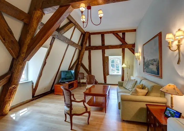 Hotel Urlaubsresidenz Marstall Und Kanzlei Im Schlossensemble 4*